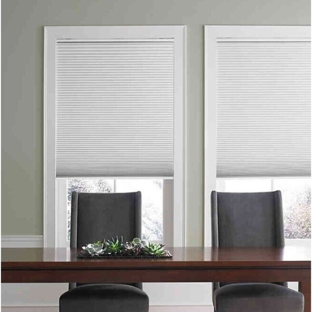 REAL SIMPLE Cordless Cellular Shade Light Filtering 36.5"x 72" WHITE NEW